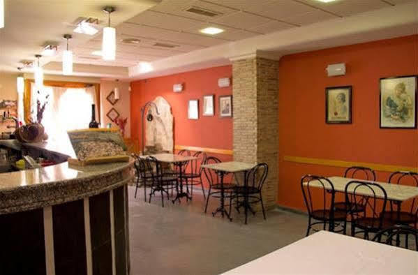 Hostal El Pozo Chulilla Luaran gambar